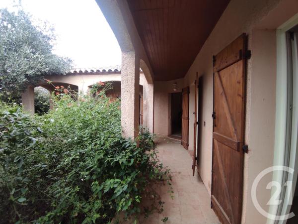 Maison à vendre  6 pièces - 126,50 m2 ST GENIS DES FONTAINES - 66