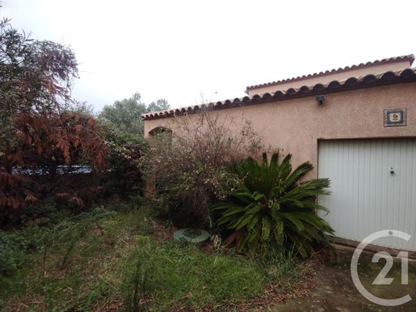 Maison à vendre  6 pièces - 126,50 m2 ST GENIS DES FONTAINES - 66