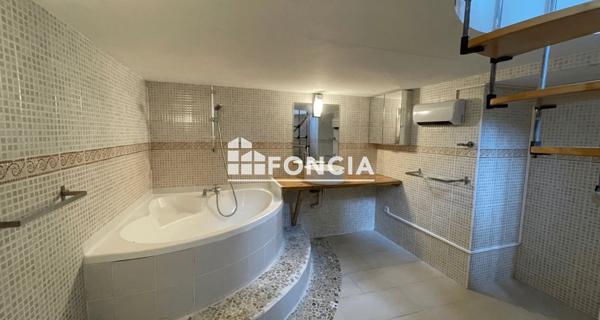 Location Appartement 2 pièces 40.29 m² - Saint-germain-au-mont-d'or 69650