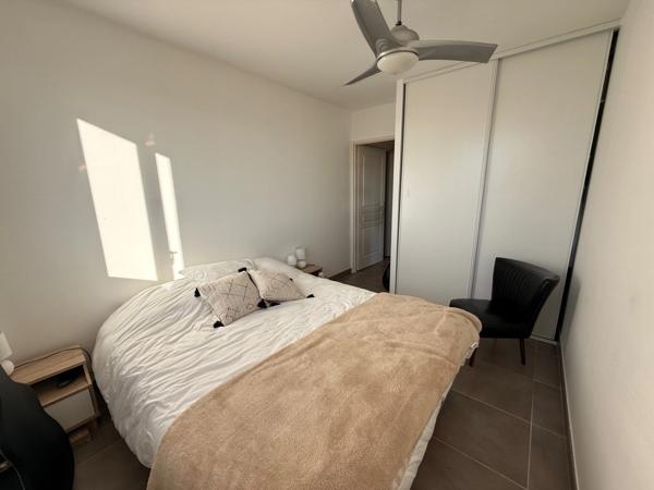 EXCLUSIVITÉ – Appartement 3 pièces à vendre à Antibes quartier Combes, vue mer, terrasses, garage, tout à pied