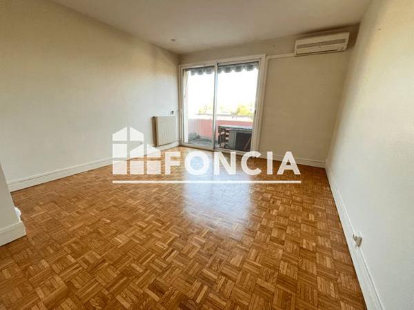 Location Appartement 3 pièces 62.5 m² - 9 RUE DES FRERES LUMIERE Fresnes 94260