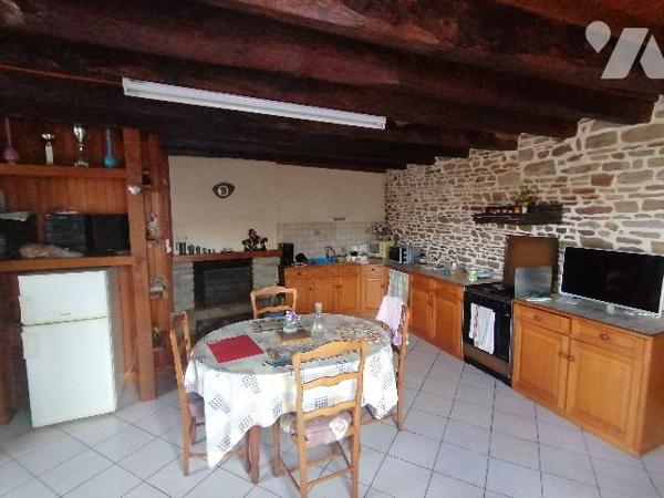 Maison avec vie de plain-pied dans le centre de Saint-James, 2 chambres
Actuellement loué 442€