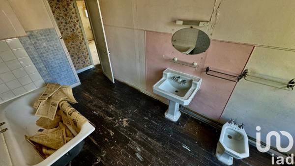 Maison de ville 6 pièces de 244 m² à Mirebeau (86110)