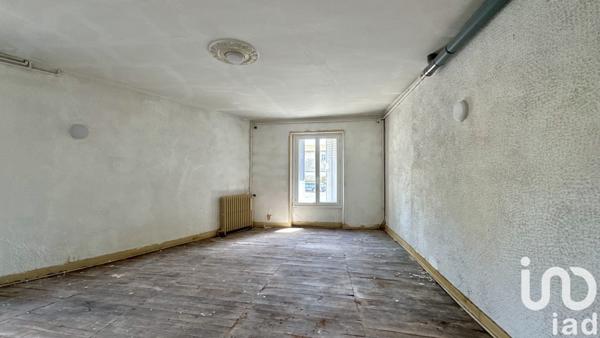 Maison de ville 6 pièces de 244 m² à Mirebeau (86110)