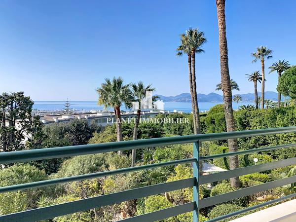 CANNES 2 PIECES VUE MER