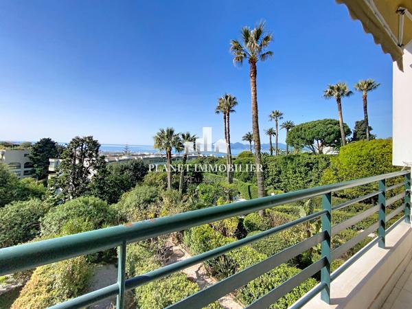 CANNES 2 PIECES VUE MER