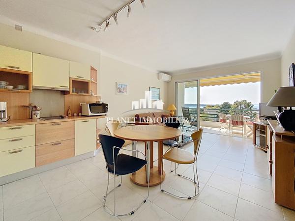 CANNES 2 PIECES VUE MER