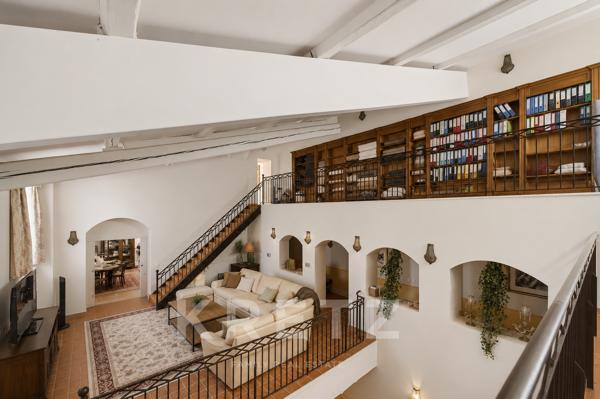 Château restauré avec 25ha de vignes