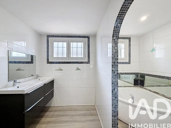 Maison à vendre 5 pièces 158 m² Villeneuve-lès-Béziers