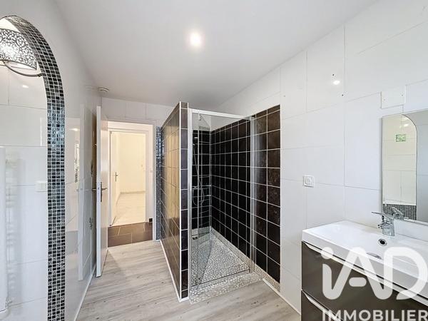 Maison à vendre 5 pièces 158 m² Villeneuve-lès-Béziers