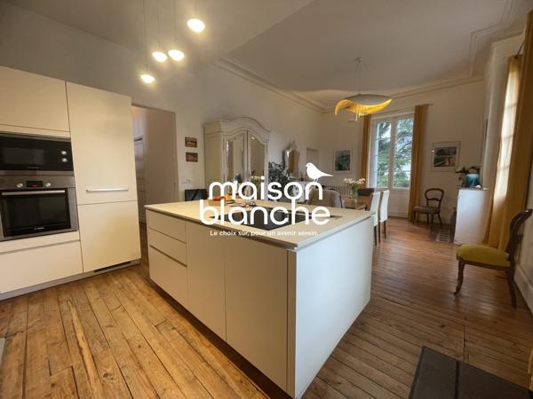 Maison de type Chartreuse avec parc arboré + maison T3 attenante