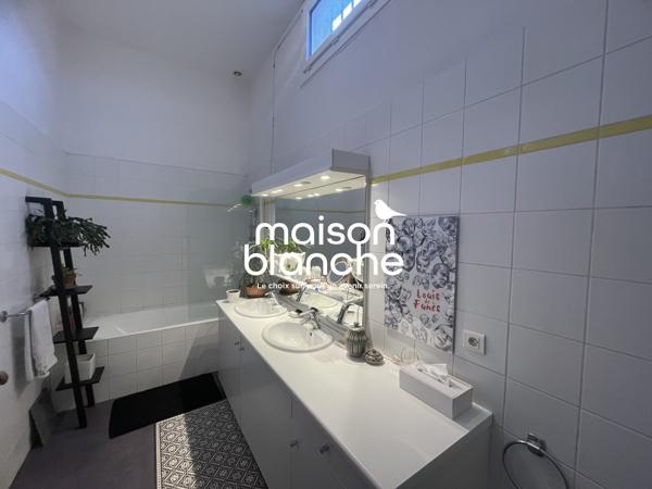 Maison de type Chartreuse avec parc arboré + maison T3 attenante