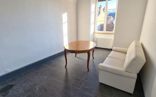 Appartement à louer    2 pièces •  La Charité-sur-Loire