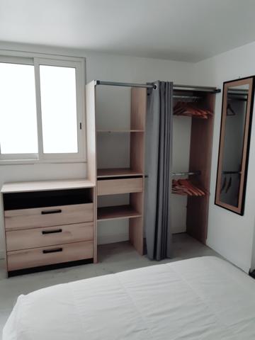 Appartement
                                                                                                                                                                                                                                                                                                                        2 pièce(s)                                                                                                                                                                                                          1 chambre(s)                                                                                                                                                                                                          24  m²