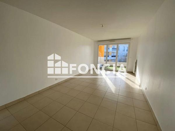 Location Appartement 2 pièces 45.55 m² - 281 RUE DES CHENES Frejus 83600