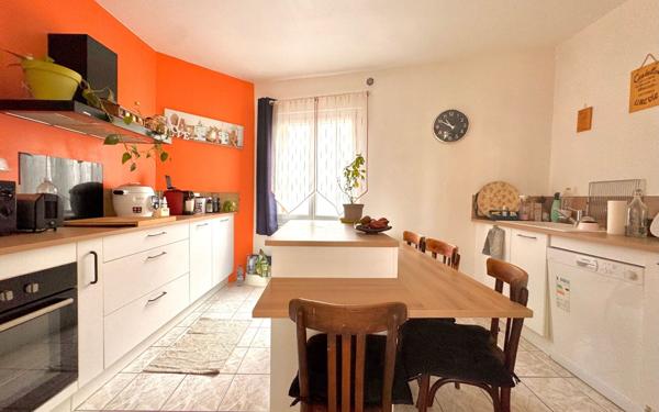 Maison à vendre    4 pièces • 87 m2 Le Petit-Quevilly