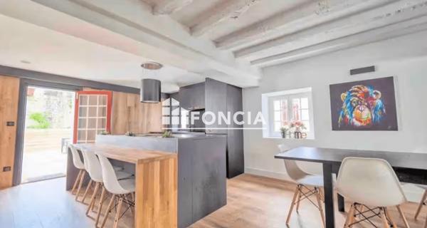 À vendre Maison 8 pièces 240 m² - Urrugne 64122