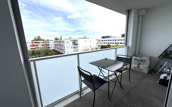 Appartement à vendre    2 pièces • 49,98 m2 La Rochelle