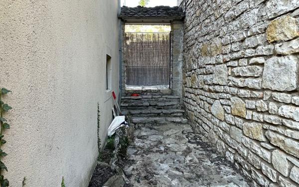 Maison à louer    2 pièces • 64 m2 Mende