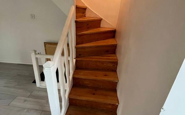 Maison à louer    2 pièces • 64 m2 Mende