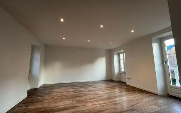 Maison à louer    2 pièces • 64 m2 Mende