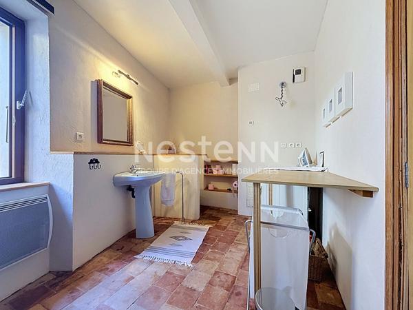 SIGEAN - MAISON DE VILLAGE TYPE 5 DE CARACTÈRE DE 125 M2