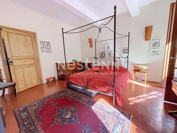 SIGEAN - MAISON DE VILLAGE TYPE 5 DE CARACTÈRE DE 125 M2