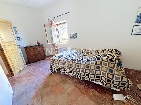 SIGEAN - MAISON DE VILLAGE TYPE 5 DE CARACTÈRE DE 125 M2