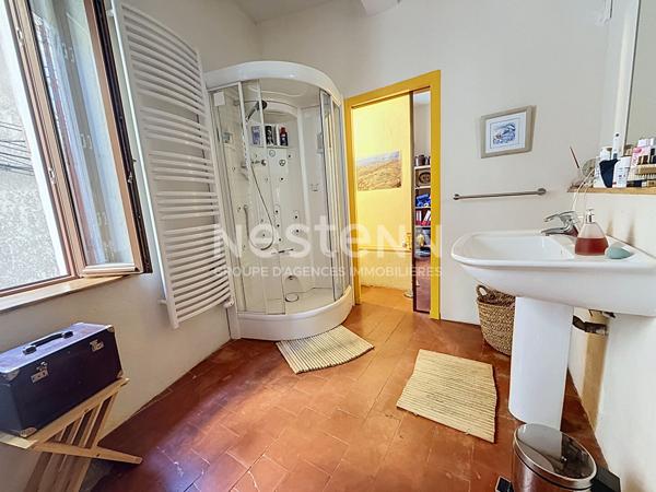 SIGEAN - MAISON DE VILLAGE TYPE 5 DE CARACTÈRE DE 125 M2