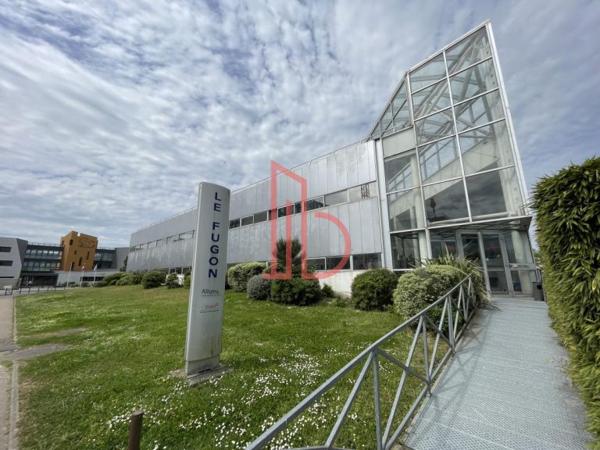 Bureau de 265 m² à vendre à Bordeaux Lac - Bruges
