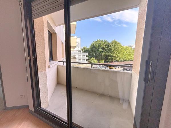 Appartement T1 bis avec balcon et Parking