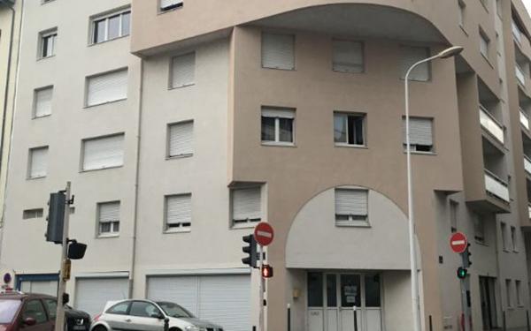 Stationnement à louer    Lyon 3