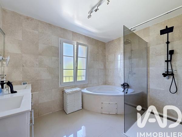 Maison à vendre 7 pièces 169 m² Vaux-sur-Seine