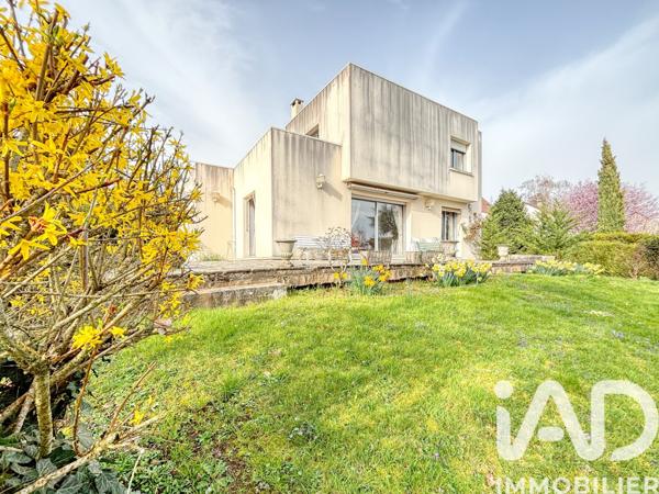 Maison à vendre 6 pièces 205 m² Corbeil-Essonnes