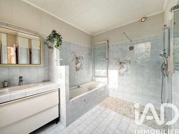 Maison à vendre 6 pièces 205 m² Corbeil-Essonnes