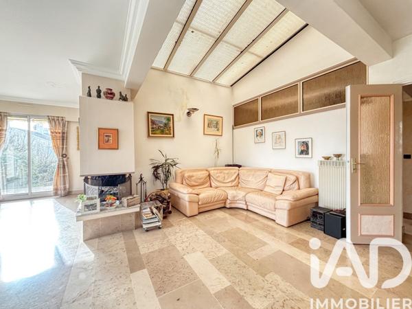Maison à vendre 6 pièces 205 m² Corbeil-Essonnes