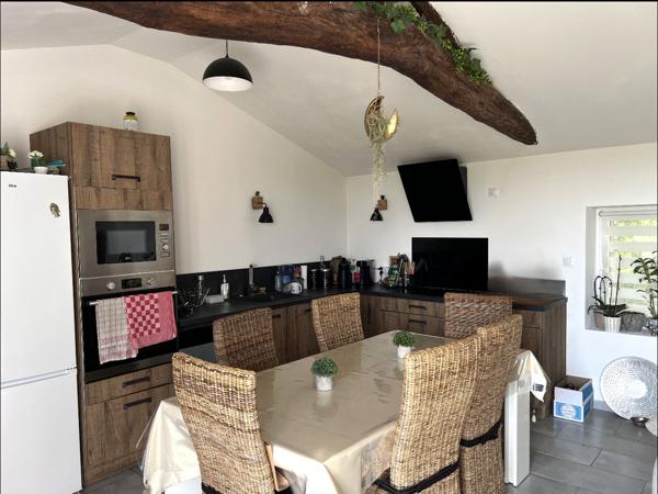 Longère Saint Urbain 3 pièce(s) 82m²