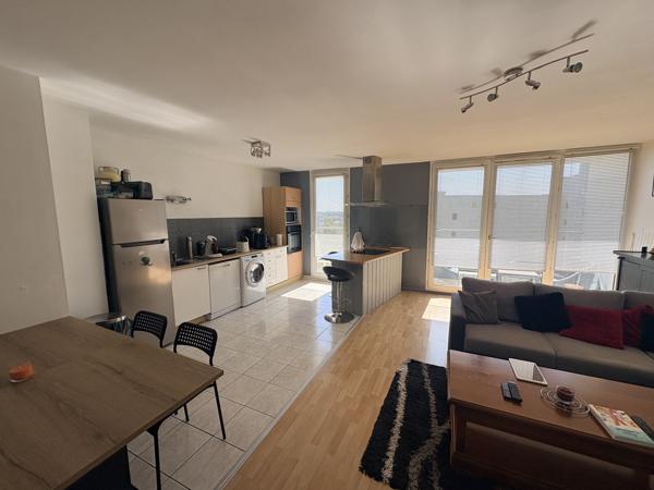 Bel appartement T3 lumineux avec balcon et garage KERFEUNTEUN Quimper (29000)