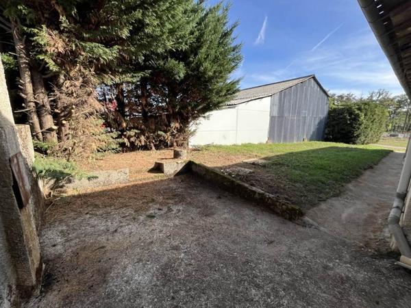 Maison à louer 655 € CC Rougnac 4 p 85 m² DPE E