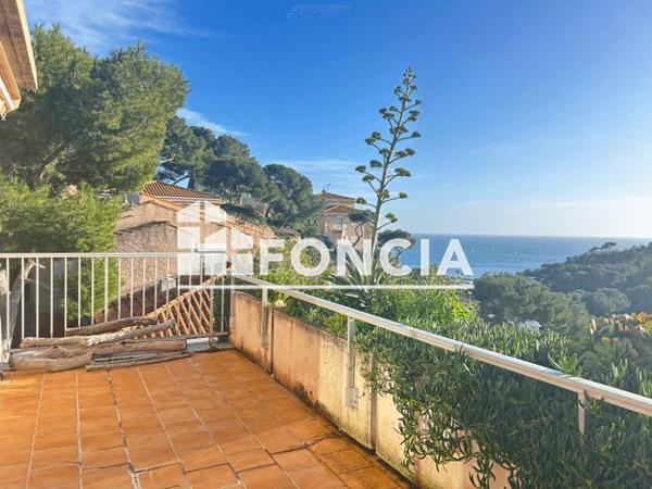 Location Appartement 4 pièces 90 m² - 16 MONTEE DE LA GROTTE Carry Le Rouet 13620