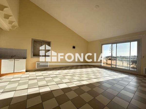 Location Appartement 4 pièces 90 m² - 16 MONTEE DE LA GROTTE Carry Le Rouet 13620