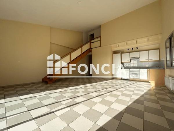 Location Appartement 4 pièces 90 m² - 16 MONTEE DE LA GROTTE Carry Le Rouet 13620