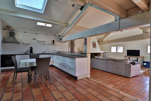 Appartement 5 pièces - 154 m² Exclusivité efficity