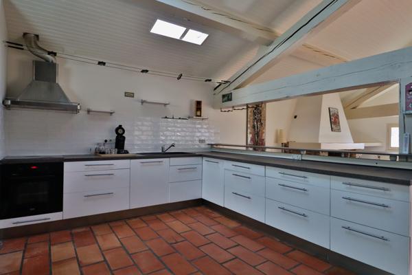 Appartement 5 pièces - 154 m² Exclusivité efficity