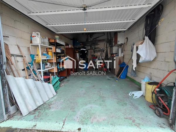 Grand garage de 25m²