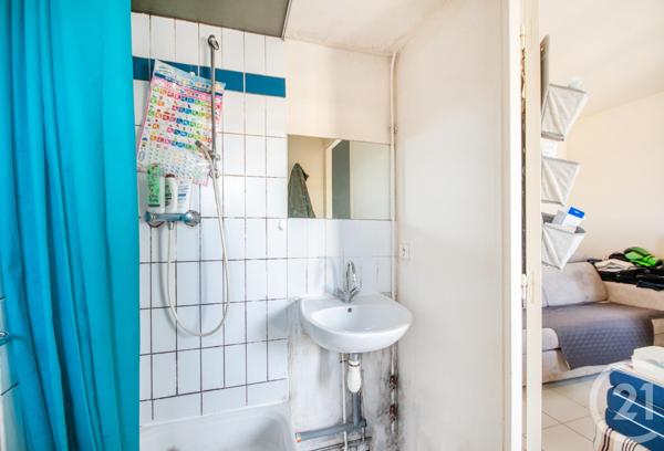 Appartement F1 à vendre  1 pièce - 12,90 m2 PARIS - 75010