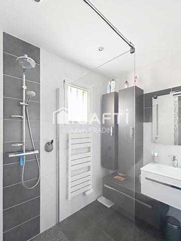 * NOUVEAUTÉ SAFTI Immobilier* - Maison de 5 chambres en parfait état ! avec une Magnifique parcelle de 1 715 m².