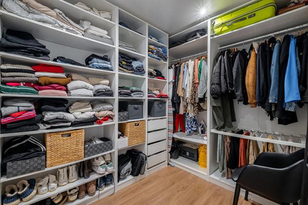 Maison en pierres 83m2 rénovée et potentiel à l'étage - Ferel
