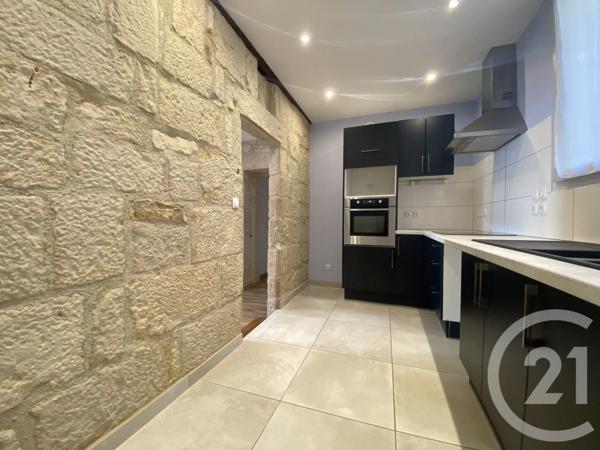 Appartement F3 à vendre  3 pièces - 65,21 m 2   DOLE  - 39