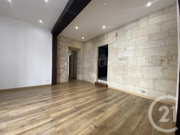 Appartement F3 à vendre  3 pièces - 65,21 m 2   DOLE  - 39